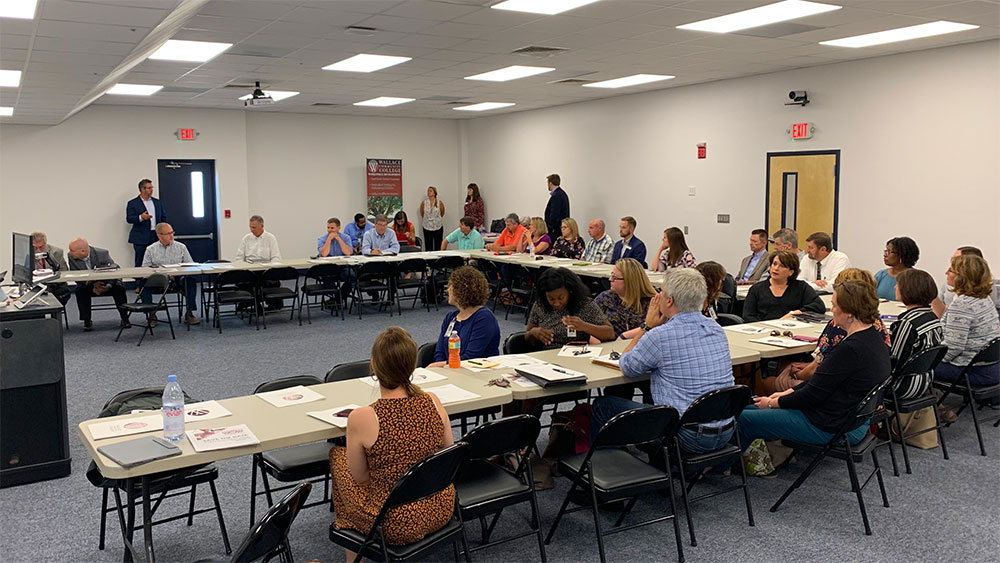 people attending regional manufacturing cluster meeting